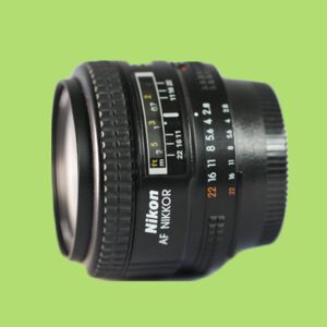 Nikon AF Nikkor 28mm 1